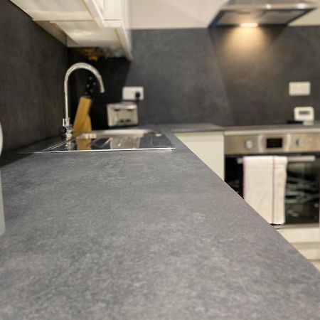 Amazing Central High Street Self Contained Apartments By Syl วัตฟอร์ด ภายนอก รูปภาพ