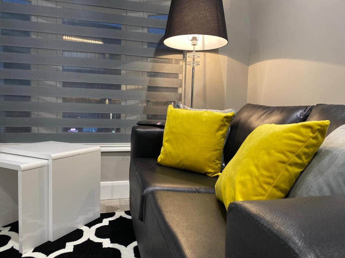 Amazing Central High Street Self Contained Apartments By Syl วัตฟอร์ด ภายนอก รูปภาพ