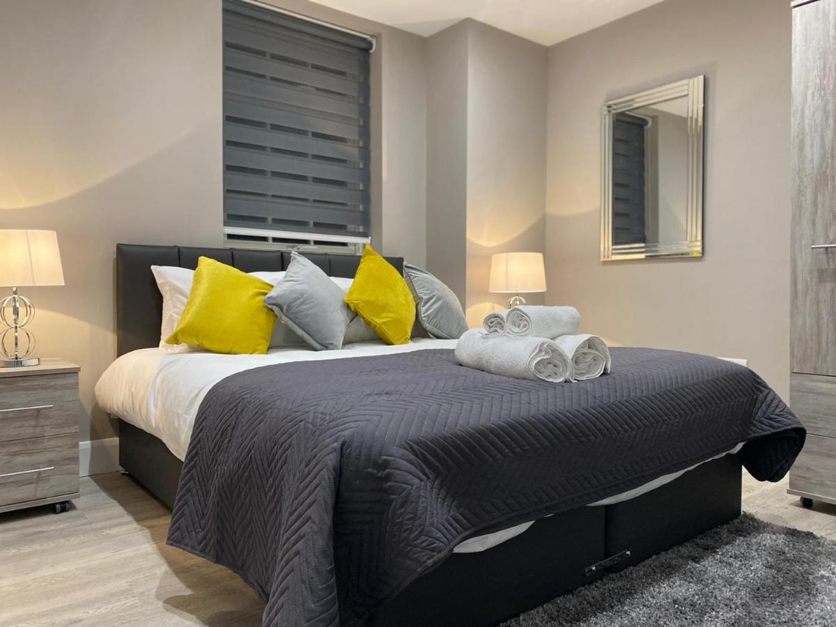 Amazing Central High Street Self Contained Apartments By Syl วัตฟอร์ด ภายนอก รูปภาพ